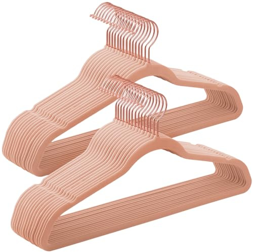 SONGMICS Juego de 30 Perchas Aterciopeladas, 41,5 cm de Largo, Finas, Gran Capacidad de Carga, con Ganchos Giratorios de 360°, para Camisas de Abrigo Completas, Rosa y Oro Rosa CRF026P30