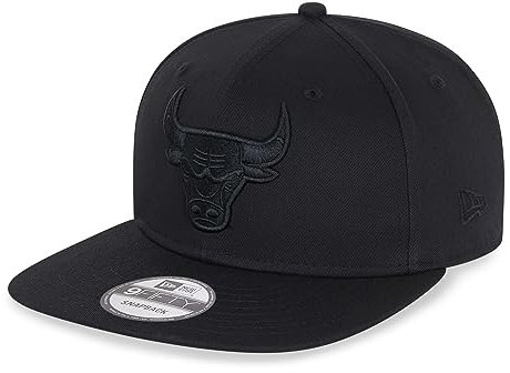 New Era Chicago Bulls NBA Black on Black 9Fifty Snapback Cap