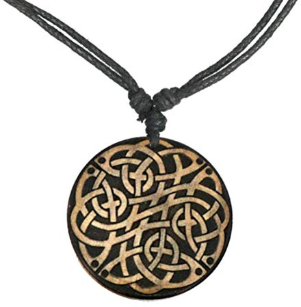 CHICNET Damen Herren Halskette Kette Holzkette Halsschmuck mit 40mm Holz Anhänger in rund aus Holz hell dunkel und Baumwolle, Tribal Nordic Gravur keltischer Knoten, verstellbar