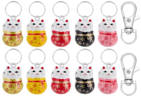 WEBEEDY 10 PCS Lucky Cat Collier Cloches 5 Couleurs Cloches de Collier pour Animaux de Compagnie avec Anneaux de Clés Breloques de Collier de Chat Chanceux en Laiton Son Clair et Fort DIY Sac Décor