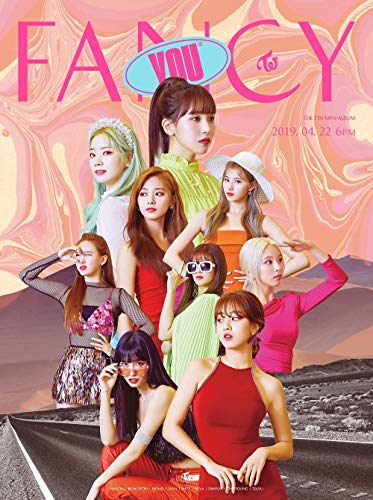 Twice - Fancy You [aléatoire] (7 mini album) CD + album photo + 5 cartes photos + autocollant + poster plié + lot de cartes photos supplémentaires double face.