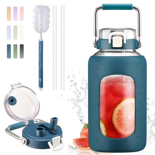 BLUEGO 2500ml Trinkflasche Glas mit Edelstahlgriff 2,5L große Wasserflasche mit Zeitmarkierungen und Silikonhülle Halbe Gallone Wasserkrug BPA-frei für Sports Täglicher Gebrauch, Dunkelblau