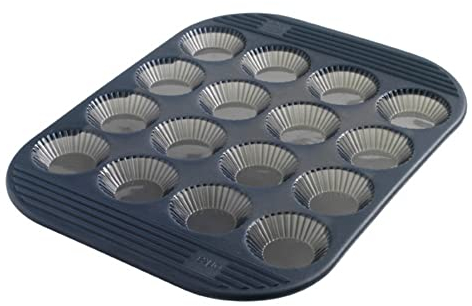 Mastrad Stampo in Silicone - 16 Crostatine con Bordi Scanalati
