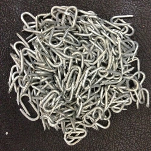 1000 x 15mm Galvanised U Nail Staples for Chicken Wire Mesh Netting Fencing Fence Posts