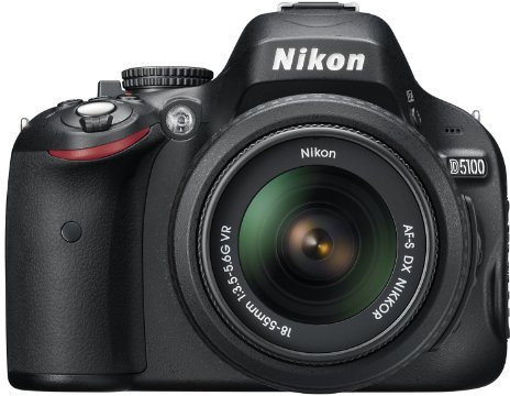 NIKON D5100 Fotocamera + Obbiettivo NIKKOR AF-S DX 18-55mm VR