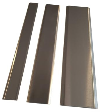 Höhenausgleichprofil aus hochwertigen Edelstahl, K240 diagonal geschliffen. L x B: 900 mm x 130 mm und einer Materialstärke von 2 mm. Bodenprofile in unterschiedelichen Breiten und Stärken