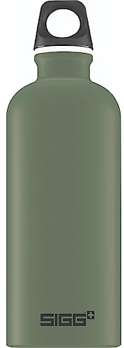 SIGG - Alu Trinkflasche - Traveller Leaf Green - Klimaneutral Zertifiziert - Für Kohlensäurehaltige Getränke Geeignet - Auslaufsicher - Federleicht - BPA-frei - Outdoor - Grün - 0,6L