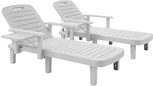 Outsunny Set 2 Lettini Prendisole con Schienale Regolabile su 5 Posizioni, Tavolino e Braccioli Ergonomici, Sdraio da Giardino in Polipropilene Impermeabile, 79x158x88 cm, Bianco