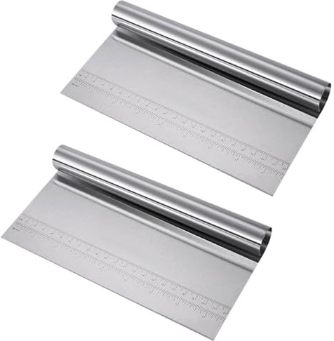 2 pièces Grattoir en Acier Inoxydable,22*12cm Grattoir à Pâte,Coupe Grattoirs en Acier Inoxydable,Coupe Grattoir à Pâte,Avec échelle de mesure, adapté à la cuisson de la pâte, des gâteaux, des pizzas.