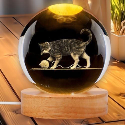 3D Schneekugel Katze, 8cm Kristallkugel mit warmem LED-Licht und Holzsockel, Nachtlicht Katze USB betrieben, Katzenlampe als Geschenkidee dekorative Tischleuchte für Frauen Katzenfreunde(Lebhaft)