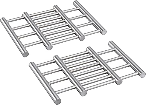 com-four® 2X Hochwertiger Topfuntersetzer aus Edelstahl - Untersetzer für Topf, Pfanne, Auflaufform und Wok - ausziehbar ca. 22-38 x 20 x 1,8 cm (2 Stück)