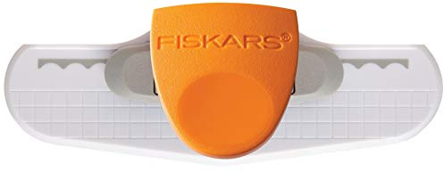 Fiskars Border Punch, Scallop Sentiment