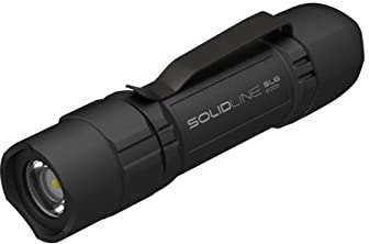 Ledlenser Solidline SL6, super helle LED Taschenlampe, fokussierbar, inkl. Metallclip, 140 Meter Leuchtweite, 25 Stunden Leuchtdauer, 320 Lumen, inkl. Batterien