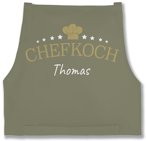 Geschenk mit Namen personalisiert by Shirtracer - Schürze - Kochschürze Herren Männer - Chefkoch mit Name I Geschenk für Koch
