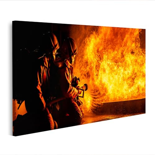 Bild auf Leinwand Feuerwehr verwenden Twirl Wasser Nebel Spritzen unten Feuer Flamme Feuerwehr Panorama mit Twirl Wasser Nebel Typ Feuerlöscher für Drucke Kunst Poster Wandbild