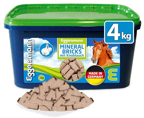 Eggersmann Mein Pferdefutter Mineral Bricks 4 kg – Cibo minerale per cavalli – Mangime per cavalli con minerali e vitamine per sostenere il metabolismo – Con additivo per aglio per la repellenza delle