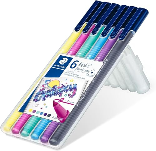 STAEDTLER triplus fibre-tip pen, Fasermaler mit Mix & Match System, eindrucksichere Spitze, ergonomische Dreikantform, STAEDTLER Box mit 6 triplus Fasermalern in den Farben Galaxy, 323SB6CS11