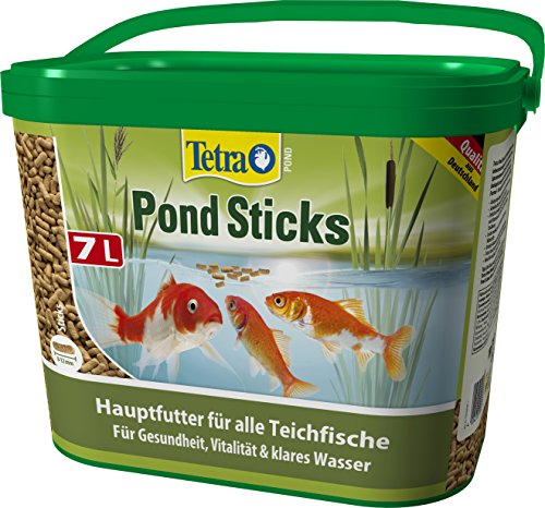 Tetra Pond Sticks - Fischfutter für alle Teichfische, unterstützt gesunde Fische und klares Wasser im Teich, 7 L Eimer
