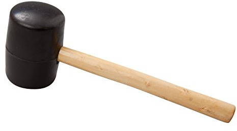 Beaumont Rubber Kitchen Mallet 32oz - Wooden Handle, Ideal for Tasks Requiring Controlled Force | Delivers controlled force for tenderising meat or prepping food without damaging delicate surfaces or cookware.