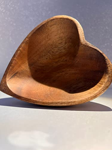 Cuencos hechos a mano con forma de corazón de madera de acacia | Cuencos para velas | Cuencos de madera con corazón | Regalos de cocina | Cuencos de madera | Regalos de