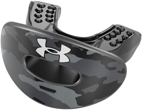 Under Armour Football Lip Guard - Mouthpiece with Strap, Full Mouth Protection for Braces - Black Camo