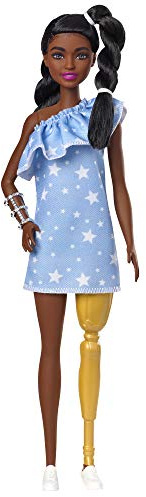 Barbie GHW60 Fashionistas Puppe 146 (schwarzhaarig) mit Beinprothese, 2 gedrehten Zöpfen und Kleid mit Sternenmuster