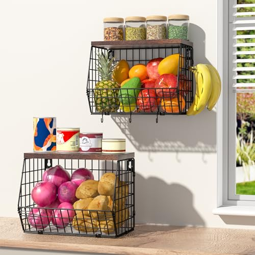 Wawocs 2 Obstkorb Stöckig Etagere Hängend, Obstschale Groß Obstkorb Wand für Küche, Hängende Obstkörbe mit Holzdeckel mit 4 Bananen Aufhänger Haken, Wandkorb Metall für Obst Aufbewahren und Gemüse