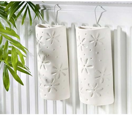 Astuceo Saturateur en Céramique - Lot de 4 - Faïence Blanche - Motifs Fleurs - Humidificateur Radiateur - 350 ML - pour Salon, Bureau, Chambre - L3 x P6 x H18 cm