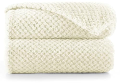 RESTILO Kuscheldecke 220x240 cm Creme Decke Microfaser Wohndecke Henry | Tagesdecke Fleece weich sanft kuschelig skandinavischer Stil Ecru