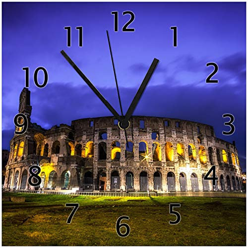 Wallario Design-Wanduhr Italien bei Nacht - Kollosseum in Rom, beleuchtet am Abend aus Glas, Motiv-Uhr Größe 30 x 30 cm, Schwarze Zeiger