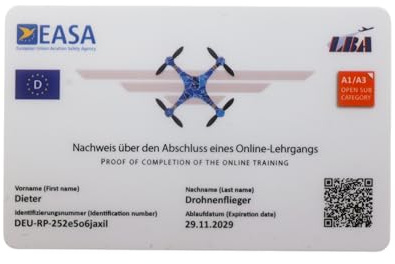 MJ Drohnenführerschein - mit QR-Code, Kompetenznachweis für A1-A3, A2 oder STS-Lizenz in Scheckkartengröße, hochwertige Plastikkarte mit EASA Kartenschuber optional