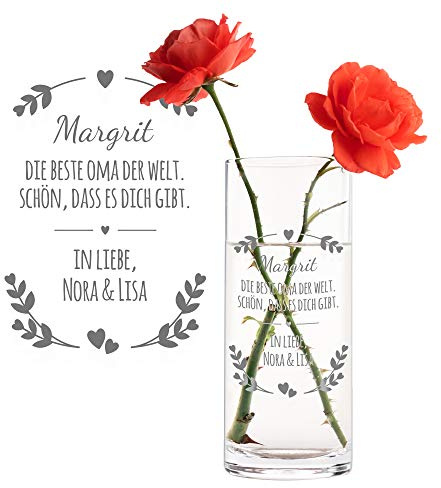 Casa Vivente Runde Blumenvase mit Gravur Beste Oma der Welt, Personalisiert mit Namen, Glasvase für Schnittblumen, Deko-Vase als Muttertagsgeschenk