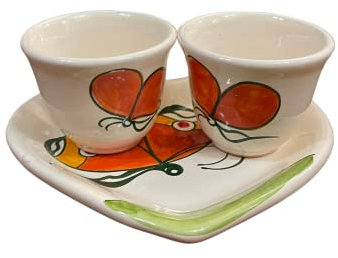 Generico Amarcord Set Caffè Vassoio a forma di cuore con due tazzine in ceramica fatto e dipinto a mano con disegni farfalle arancioni