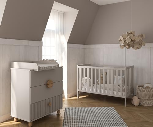 zee Bambi Kaschmir 2in1 Babybett Set 120x60 cm mit Schutzbarriere + Wickelkommode LOFT mit Wickeltisch Babyzimmer Möbel Set Kinderbett Umbaubar zum Juniorbett Baby Bed Robustes Gitterbett