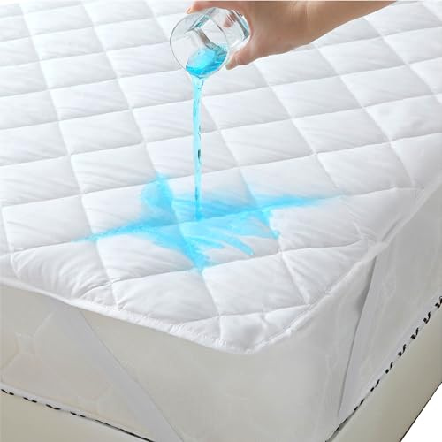 Waterproof Mattress Protector with Strap Breathable Comfortable Mattress Cover Topper Protection with Quilted Top Layer Durable Backing & Soft Cosy Filling Double (135x190+30cm)