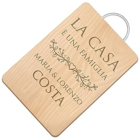 Maverton Tagliere di legno incisione personalizzata - Battilardo classico con manico - tagliere legno formaggi - Gadget cucina per coppia - Taglieri rettangolari 32 x 25 cm - Famiglia