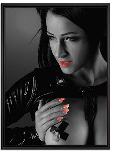 Pixxprint schwarzhaarige sexy Frau schwarz, weiß Leinwandbild 80x60 cm im Bilderahmen, Wandbild, Schattenfugenrahmen, Kein Poster