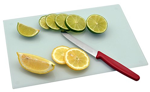 Harbour Housewares Glass Chopping Board - 30x20cm - White - Small Dining Place Mats Cutting Mat Worktop Saver for Kitchen Cooking, Baking, Vegetable Preparation