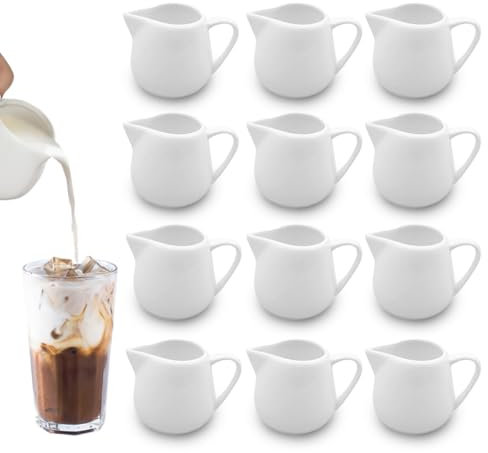 12 Stück Weiße Milchkännchen Porzellan, XPJBKC 50ml Kleine Milchkanne mit Griff, Milk Jug Mini Milchkännchen Keramik, Aufschäumkännchen Klein Espresso Kännchen zum Milchaufschäumen,Kaffee, Saucen,Soße