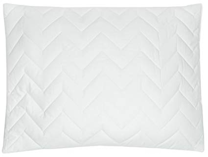 ZOLLNER antiallergisches Kopfkissen mit Zick-Zack-Steppung in 60x80 cm - Polyesterfüllung - atmungsaktiver Bezug aus Mischgewebe - waschbar bis 95°C - Hotelqualität