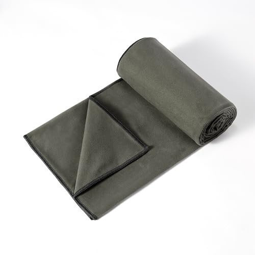 Amazon Basics Tappetino per Hot Yoga, Asciugamano in Morbida Microfibra, Antiscivolo, Assorbente, 188 cm x 61 cm, Grigio