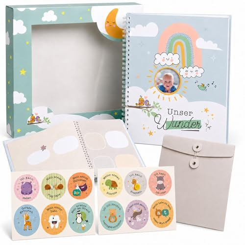 MilaBoo® Unser Wunder mein erstes Jahr Babyalbum inkl. Meilensteinsticker I Besonderes Geschenk zur Geburt I liebevoll gestaltetes Fotoalbum Baby mit extra viel Platz Scrapbook