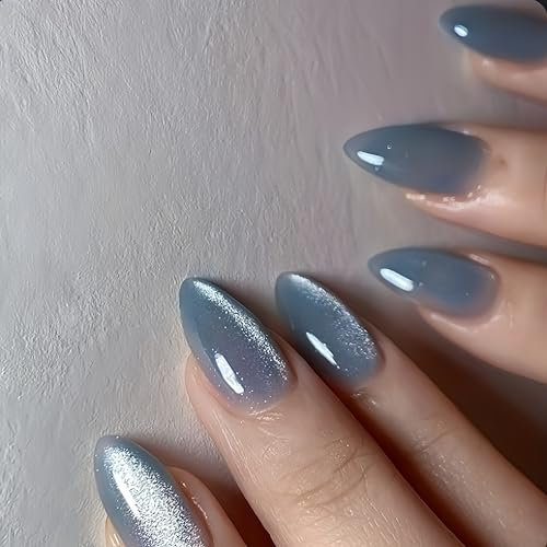 SXVME Light Blue Cat Eye False Nails, 30 Pcs Medium Almond, Glitter, 4 Sets, 1.2ml Gel, Glossy, Modern, Full Well Tips