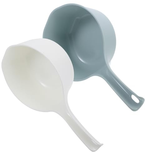 HOMSFOU Cucharones de Plástico 2 Piezas para Cocina y Baño, Cucharón de Agua Multiuso Mango Ergonómico, Capacidad Grande para Riego de Jardín y Uso Doméstico, Color Claro y Verde