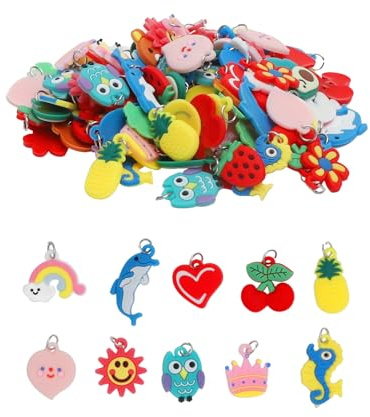 UOCAI Set de 100 Colgantes de Goma– Accesorios Hacer Dijes para Niños, Kit DIY Pulsera Infantil y Joyería Niñas – Colgantes para Pulseras, Manualidades Creativas