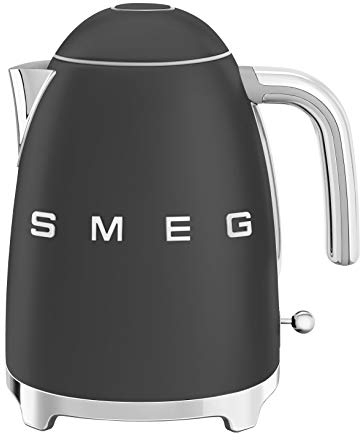 Smeg 50’s Style Jug Kettle, Soft Opening, 360 Swivel Base, Anti-Slip Feet, 300W, 1.7L, Matte Black