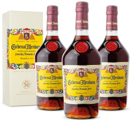 Cardenal Mendoza Clásico Solera Gran Reserva, Brandy de Jerez (3x0,7l) 40% vol-In edler Geschenkverpackung -15 Jahre im Solera-System gereift, außergewöhnliche Geschmackstiefe