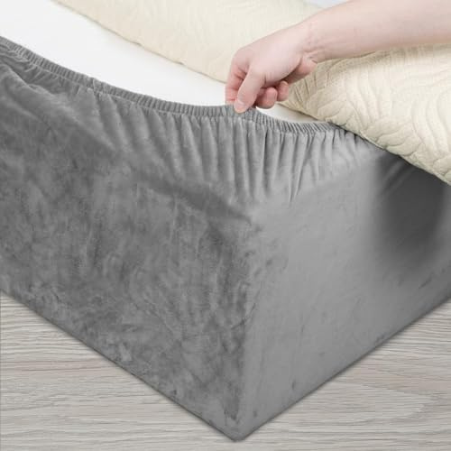 DUJUIKE Mantovana Giroletto Vestiletto Coprirette, Mantovana in velluto riccio per divano letto, Protezione Del Giroletto, Trasforma una base per letto(Twin Bed Width:120-137cm,Grigio Chiaro)