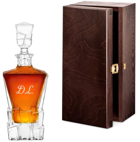 Maverton 950 ml Whiskykaraffe mit Gravur - Whisky Dekanter mit luxuriösem Design - personalisiert - edles Kristallglas für Männer - zum Geburtstag - Initialen