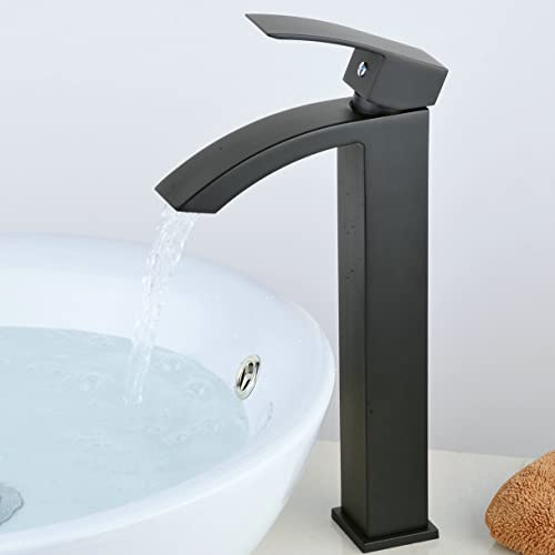 Grifo de lavabo del baño leekayer, negro mate, boquilla de cascada, material metálico, ahorro de agua controlado por un solo mango, regulación de agua fría y caliente, instalación de un solo agujero